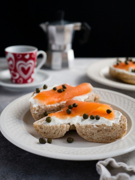 Dieta dla zdrowych zębów. Jak istotny wpływ ma dieta na zdrowie zębów. LIFESTYLE, Zdrowie - Prawidłowo zbilansowana dieta jest szalenie ważna, ponieważ przyczynia się nie tylko do utrzymania dobrej formy i odpowiedniej masy ciała, ale także do właściwego funkcjonowania całego organizmu.